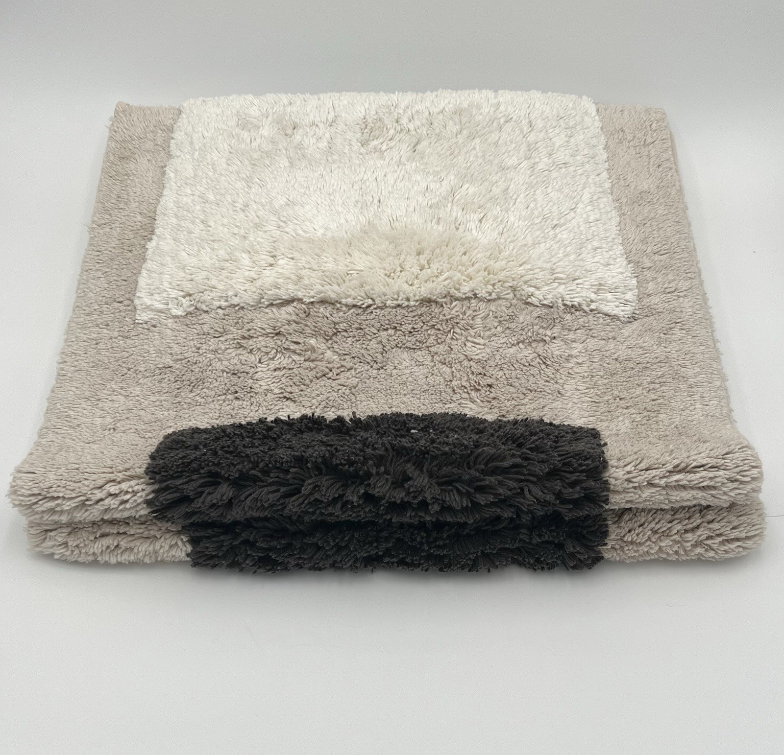 West Elm Soft Blocks Bath Mats ~ 20”w x 34”l ~ Sand ~ Set of 2